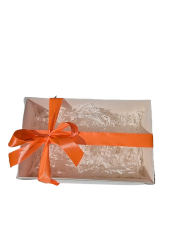 Подарункова коробка PURE BEAUTY в білому кольорі boxPUREBEAUTYwhite2 фото