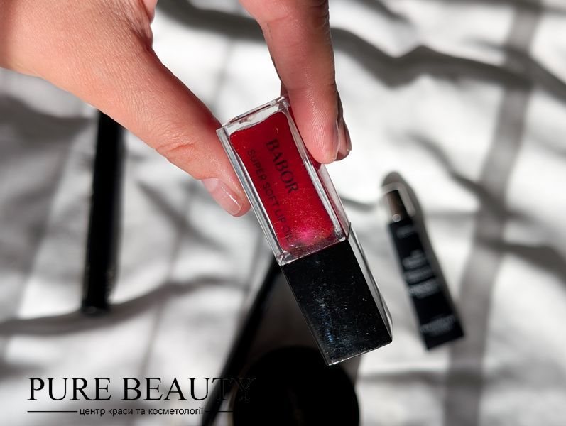 Олія для губ в кольорі соковитий червоний, Super Soft Lip Oil 02 juicy red, Babor 600602 фото